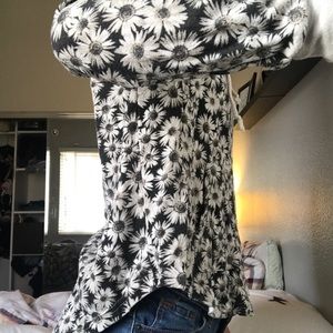 Pacsun daisy hoodie